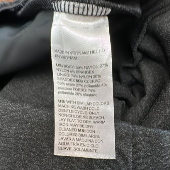 Chico's Pants Size 1 P M Petite Gray Juliet Slim Trim Detail Ankle Pants Slimmin - Picture 6 of 13